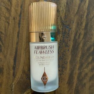 Charlotte Tilbury Airbrush Flawless Foundation Shade 2 Cool
